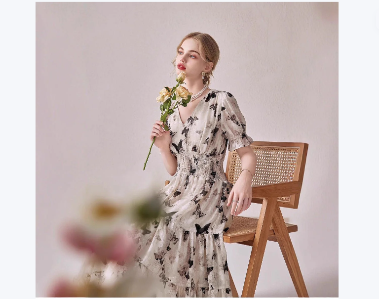 V-neck Puffed-sleeve Floral-print Midi Dress