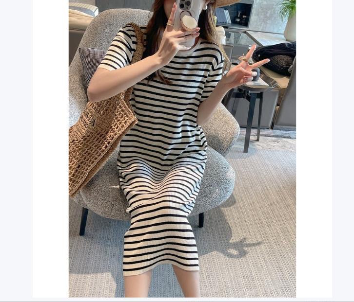 Crew-neck Short-sleeve Striped Dress For Petite Figures