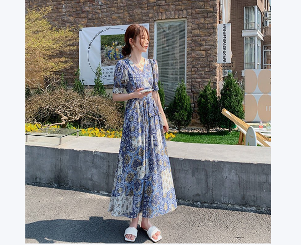 Elegant Floral-print Chic Dress