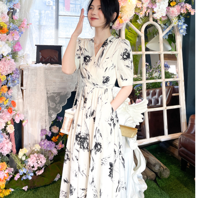Women's Elegant Short-Sleeve V-Neck Midi Body-Slimming Chic Commuter Dress